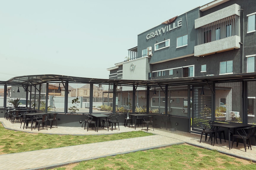 Grayville Hotels