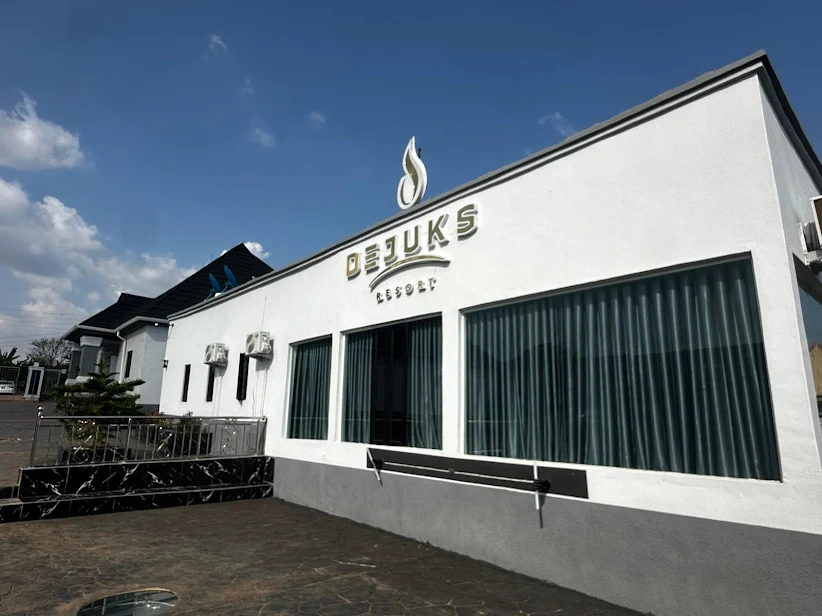Dejuks Hotel