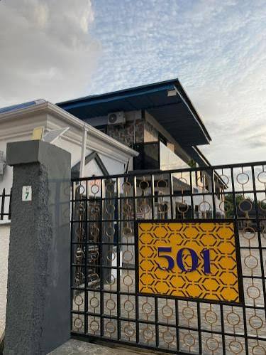 501 Aparthotel