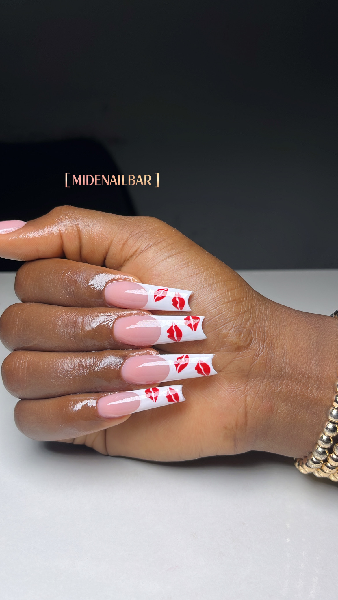 Mide Nail Bar