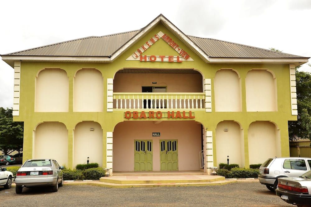 Jokems Airport View Hotel