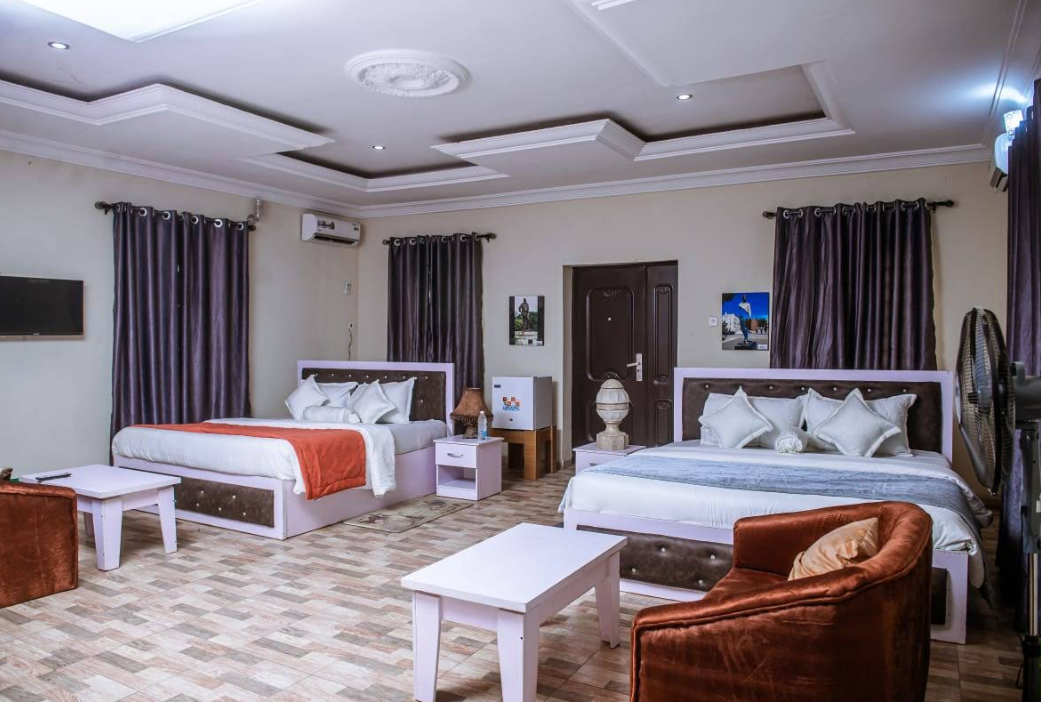 Aeronat Luxury Apartment Alagbaka Akure